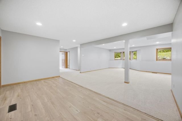 4320 Vinewood Lane N, Plymouth, MN 55442