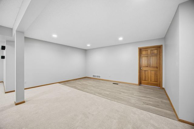4320 Vinewood Lane N, Plymouth, MN 55442