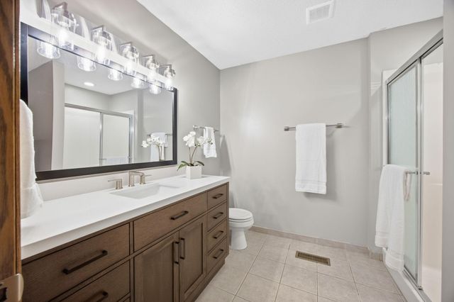 4320 Vinewood Lane N, Plymouth, MN 55442