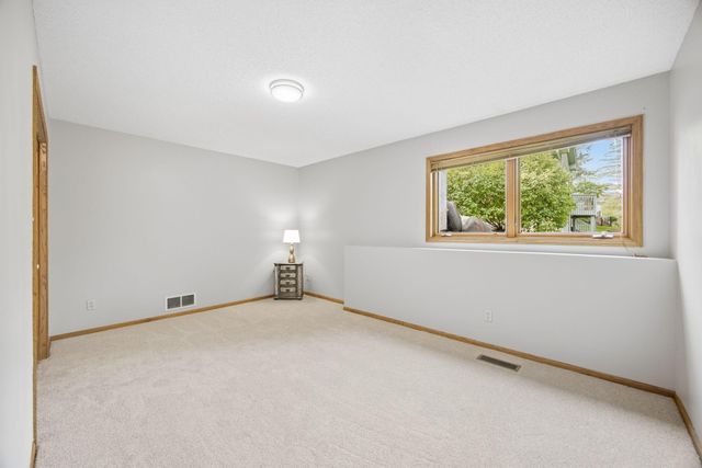 4320 Vinewood Lane N, Plymouth, MN 55442