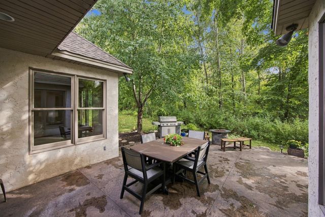 4320 Vinewood Lane N, Plymouth, MN 55442