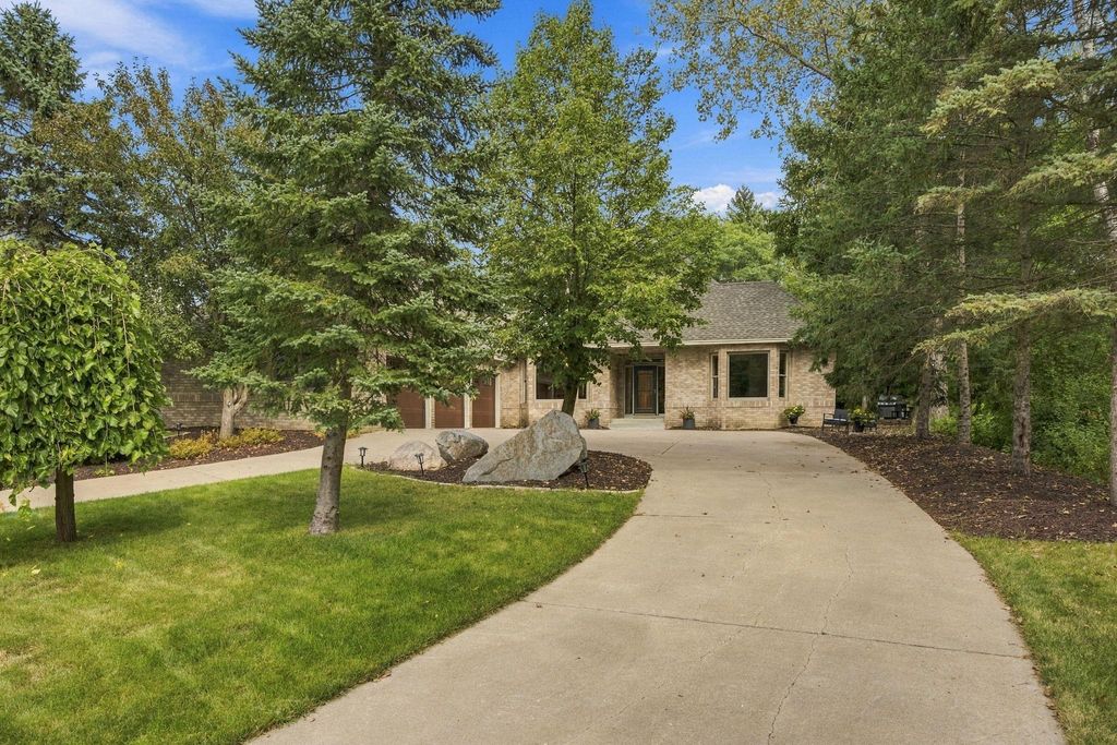 4320 Vinewood Lane N, Plymouth, MN 55442 — photo 2