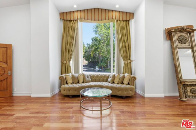 999 Casiano Road, Los Angeles, CA 90049
