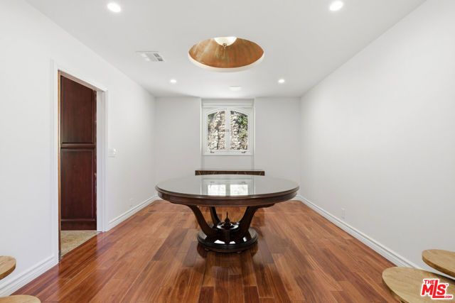 999 Casiano Road, Los Angeles, CA 90049