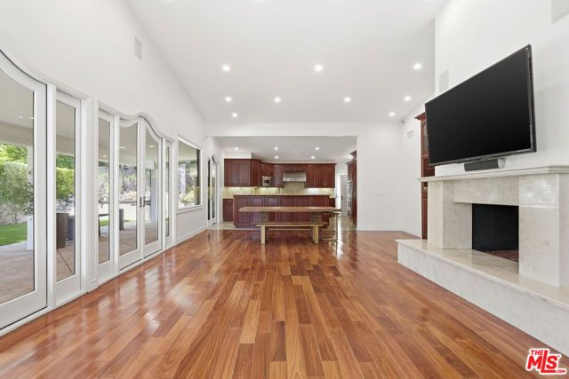 999 Casiano Road, Los Angeles, CA 90049