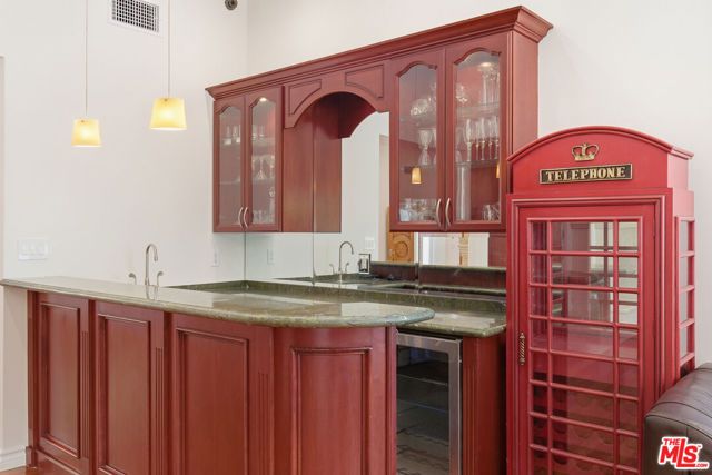 999 Casiano Road, Los Angeles, CA 90049