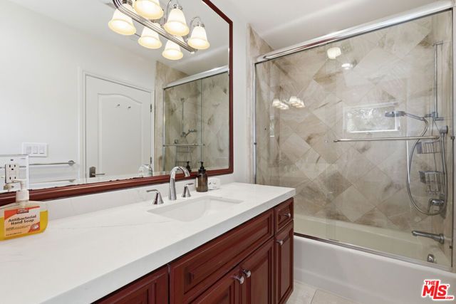 999 Casiano Road, Los Angeles, CA 90049