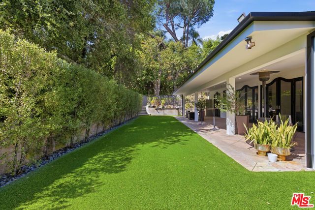 999 Casiano Road, Los Angeles, CA 90049