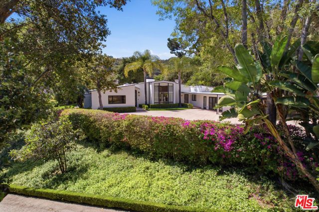 999 Casiano Road, Los Angeles, CA 90049