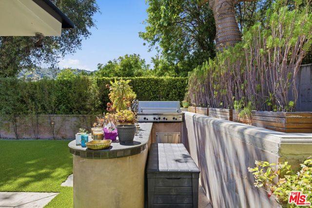 999 Casiano Road, Los Angeles, CA 90049