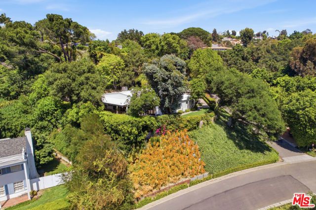 999 Casiano Road, Los Angeles, CA 90049