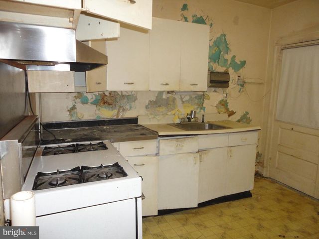 608 N OHIO AVE, Atlantic City, NJ 08401