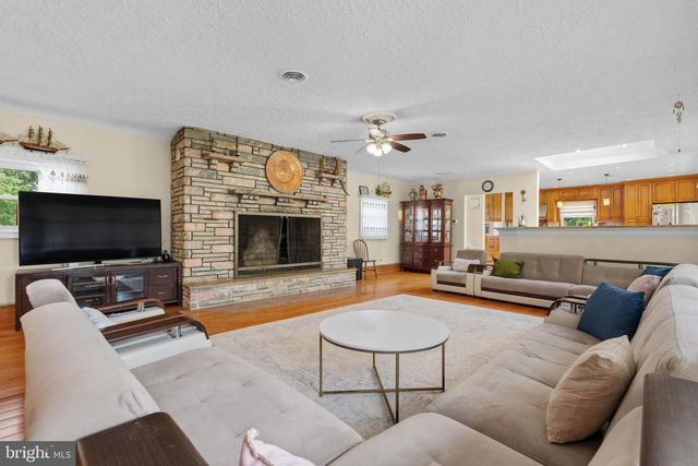605 8TH ST, Riverside, NJ 08075