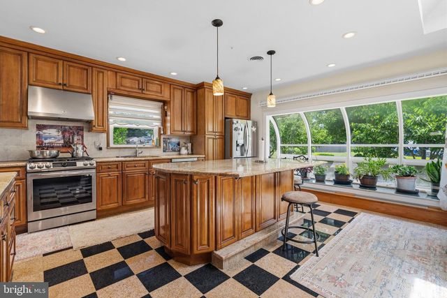 605 8TH ST, Riverside, NJ 08075