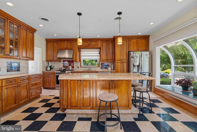 605 8TH ST, Riverside, NJ 08075