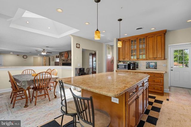 605 8TH ST, Riverside, NJ 08075