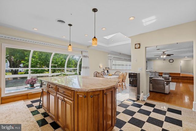 605 8TH ST, Riverside, NJ 08075