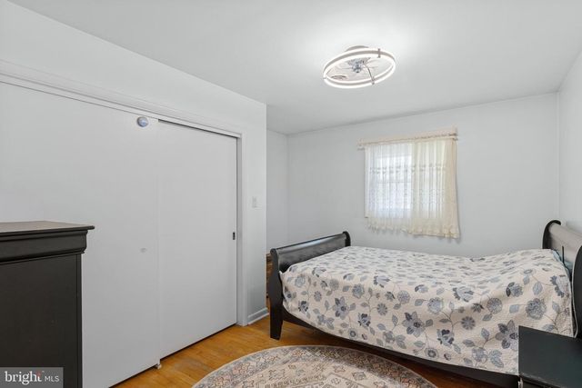 605 8TH ST, Riverside, NJ 08075