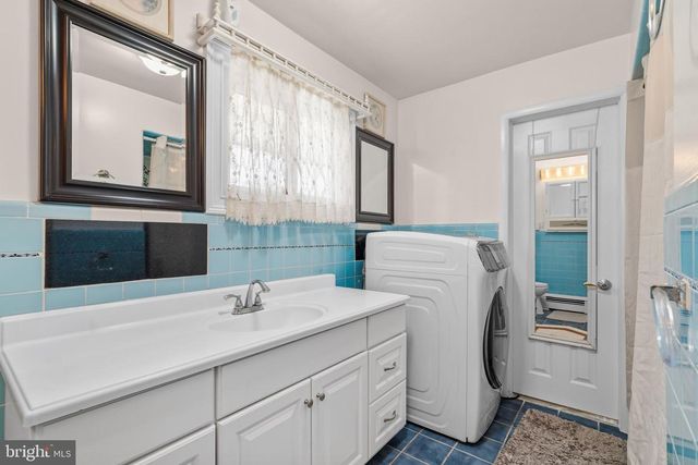 605 8TH ST, Riverside, NJ 08075