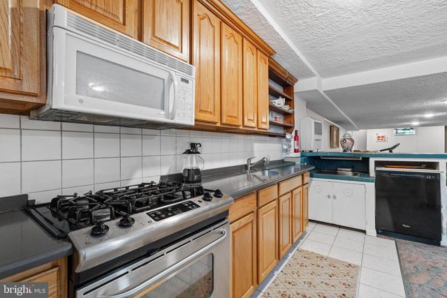 605 8TH ST, Riverside, NJ 08075