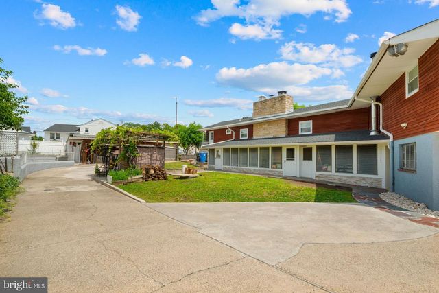605 8TH ST, Riverside, NJ 08075