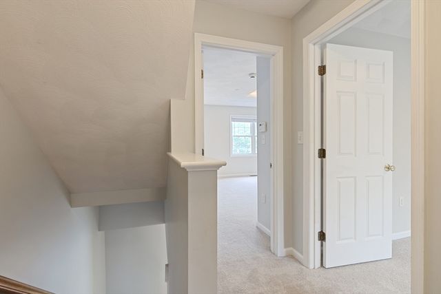 555 Main St 10, Woburn, MA 01801