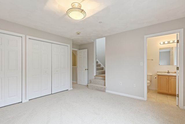 555 Main St 10, Woburn, MA 01801