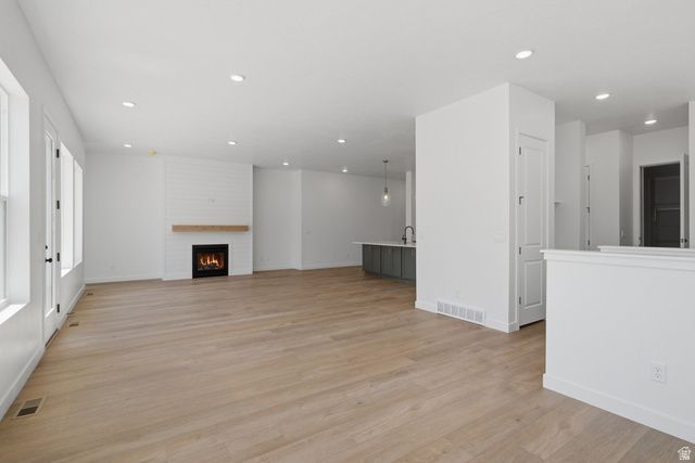 1232 E AMARYLLIS WAY, Layton, UT 84040