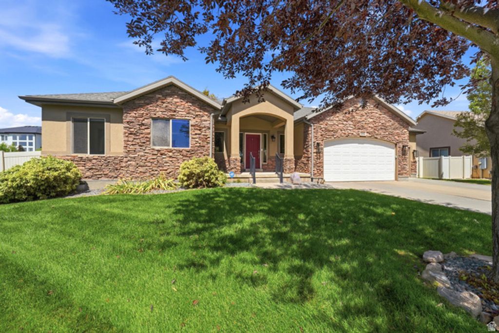 2042 W 2185 S, Woods Cross, UT 84087 — exterior