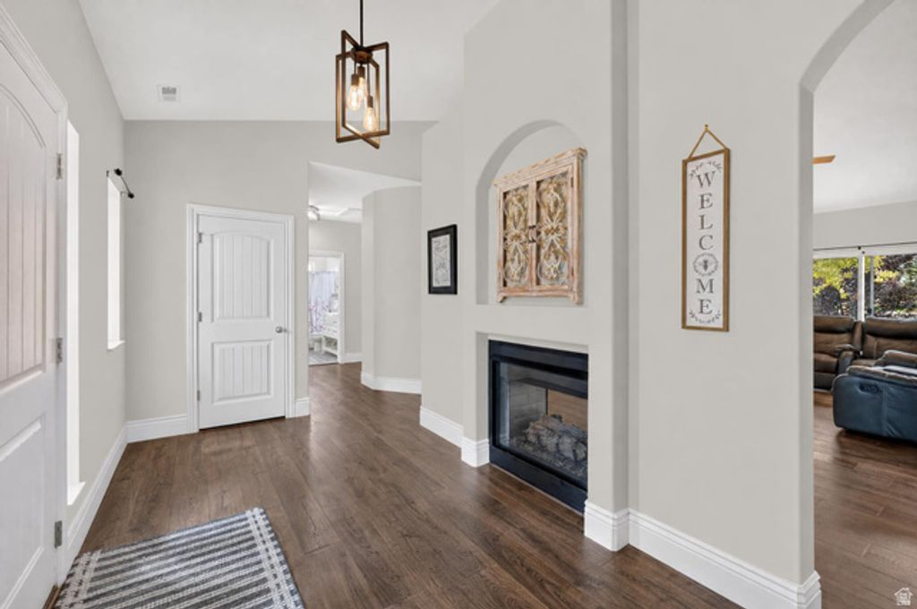 2042 W 2185 S, Woods Cross, UT 84087 — photo 3