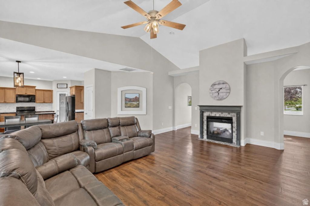 2042 W 2185 S, Woods Cross, UT 84087 — photo 5
