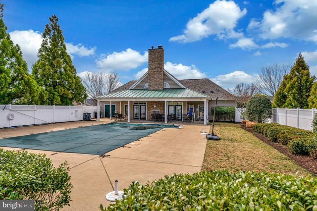 11805 LEGACY WOODS DR, Fredericksburg, VA 22407