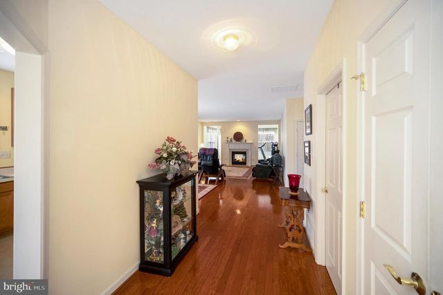 11805 LEGACY WOODS DR, Fredericksburg, VA 22407