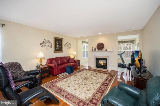 11805 LEGACY WOODS DR, Fredericksburg, VA 22407