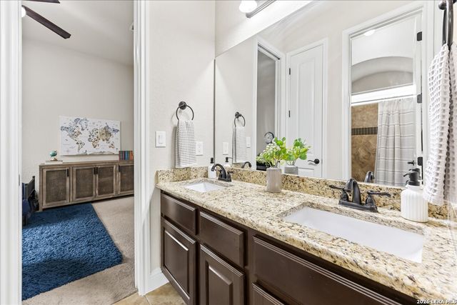 11459 Wake Robin, San Antonio, TX 78253