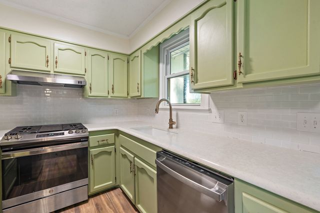 1627 W Grab Creek Rd, Dickson, TN 37055