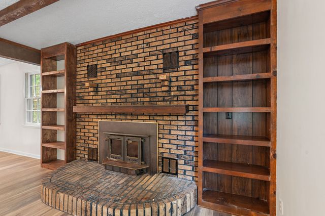 1627 W Grab Creek Rd, Dickson, TN 37055