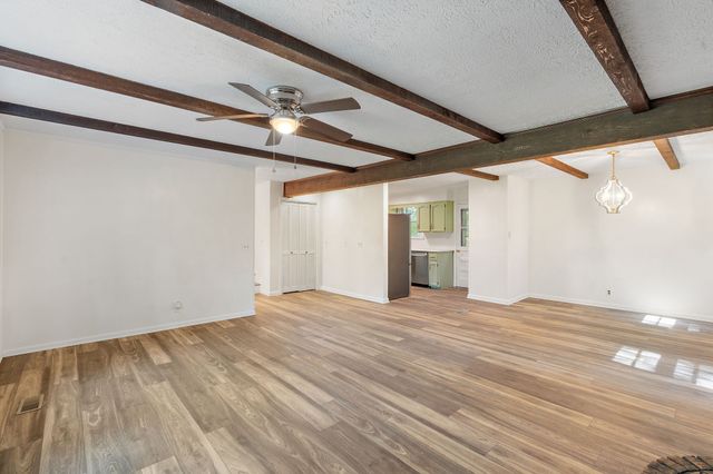 1627 W Grab Creek Rd, Dickson, TN 37055