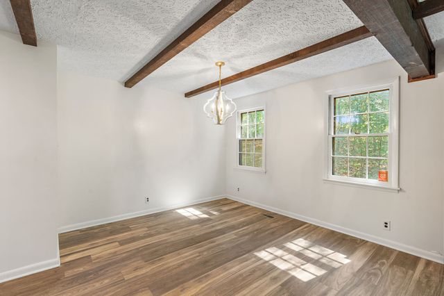 1627 W Grab Creek Rd, Dickson, TN 37055