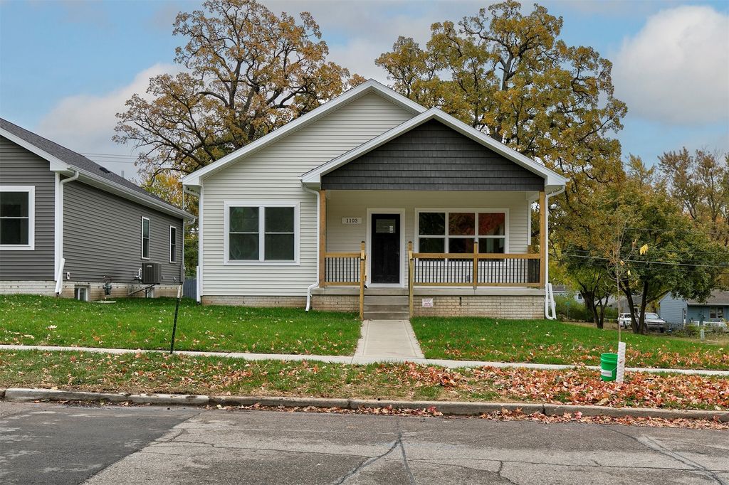 1103 18th Street, Des Moines, IA 50314