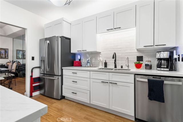 10626 Valley Spring 103, Toluca Lake, CA 91602