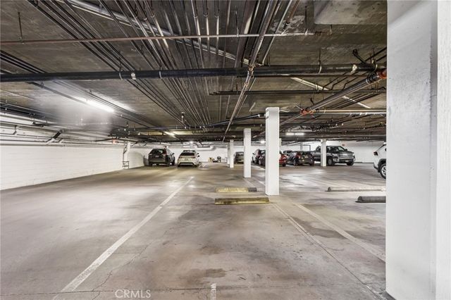 10626 Valley Spring 103, Toluca Lake, CA 91602