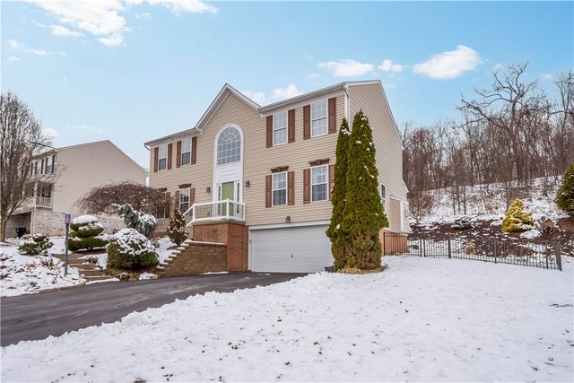5122 Forest Ridge Drive, South Fayette, PA 15057