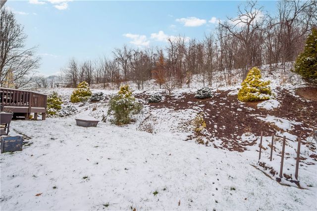 5122 Forest Ridge Drive, South Fayette, PA 15057