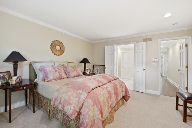 7904 Bristol Court, Prairie Village, KS 66208