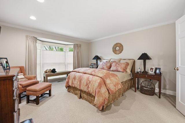 7904 Bristol Court, Prairie Village, KS 66208