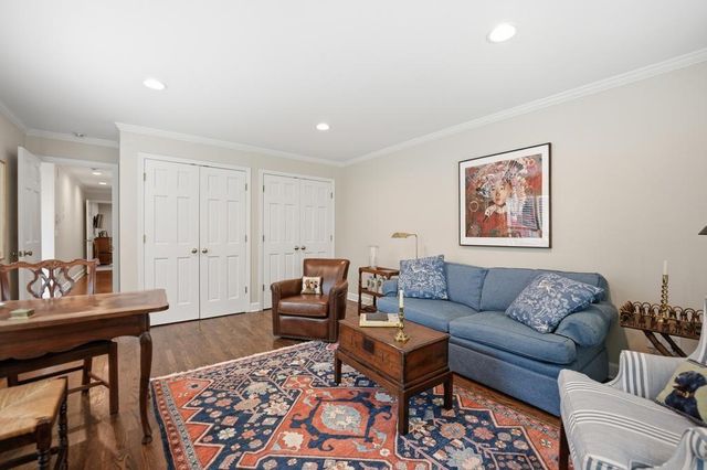 7904 Bristol Court, Prairie Village, KS 66208