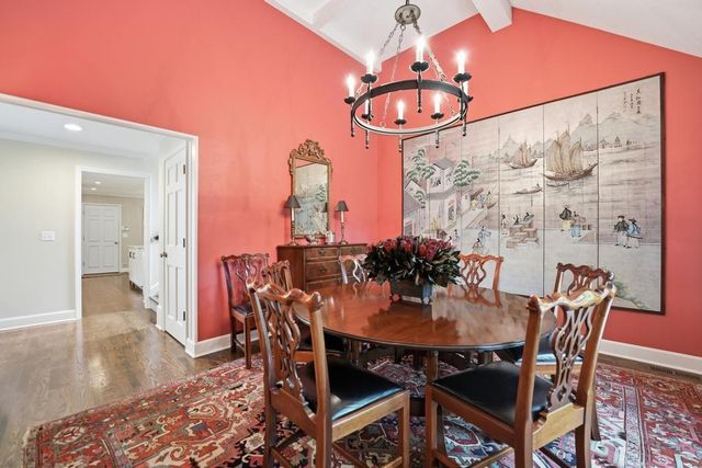 7904 Bristol Court, Prairie Village, KS 66208
