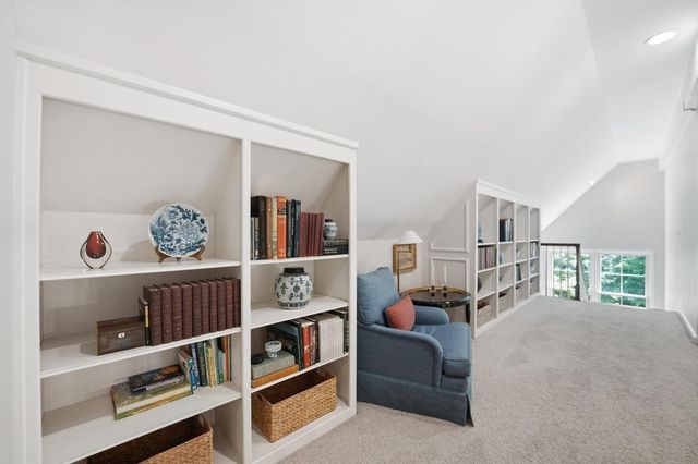 7904 Bristol Court, Prairie Village, KS 66208