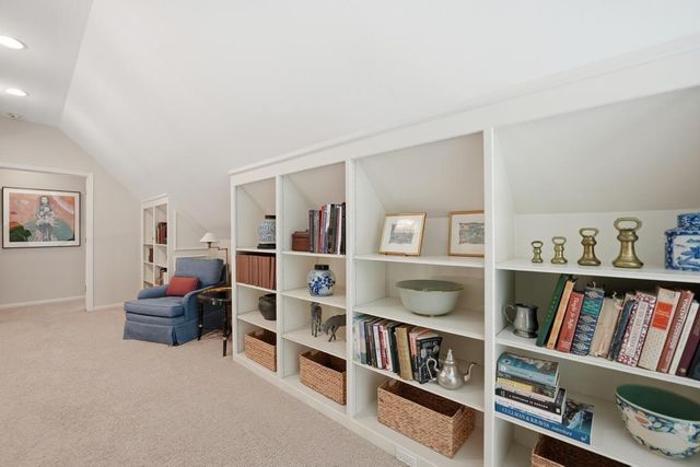 7904 Bristol Court, Prairie Village, KS 66208